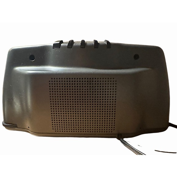 White-Westinghouse Digital Alarm Clock Radio Dual Power WCR-11108 Vintage - Picture 6 of 8